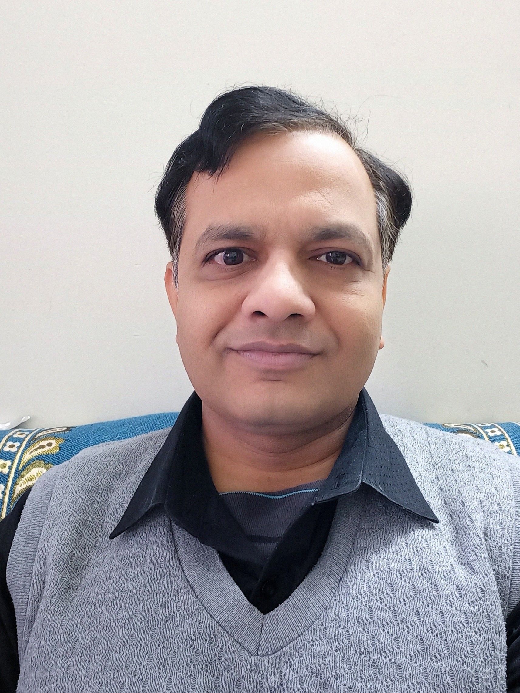 Dr. Manoj Tripathi - Associate Professor